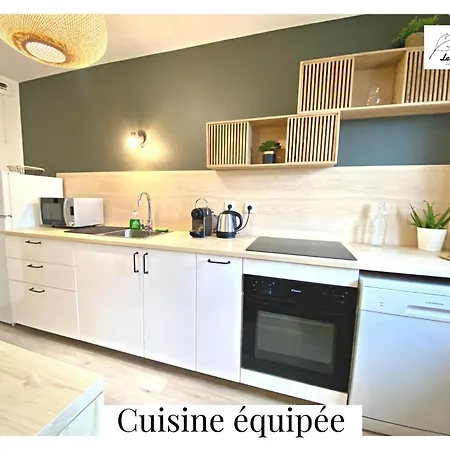 L'eden - Centre Historique - 2ch - Ascenseur - Spacieux 75m2 - 6 Pers - Parking Public En Face Arras